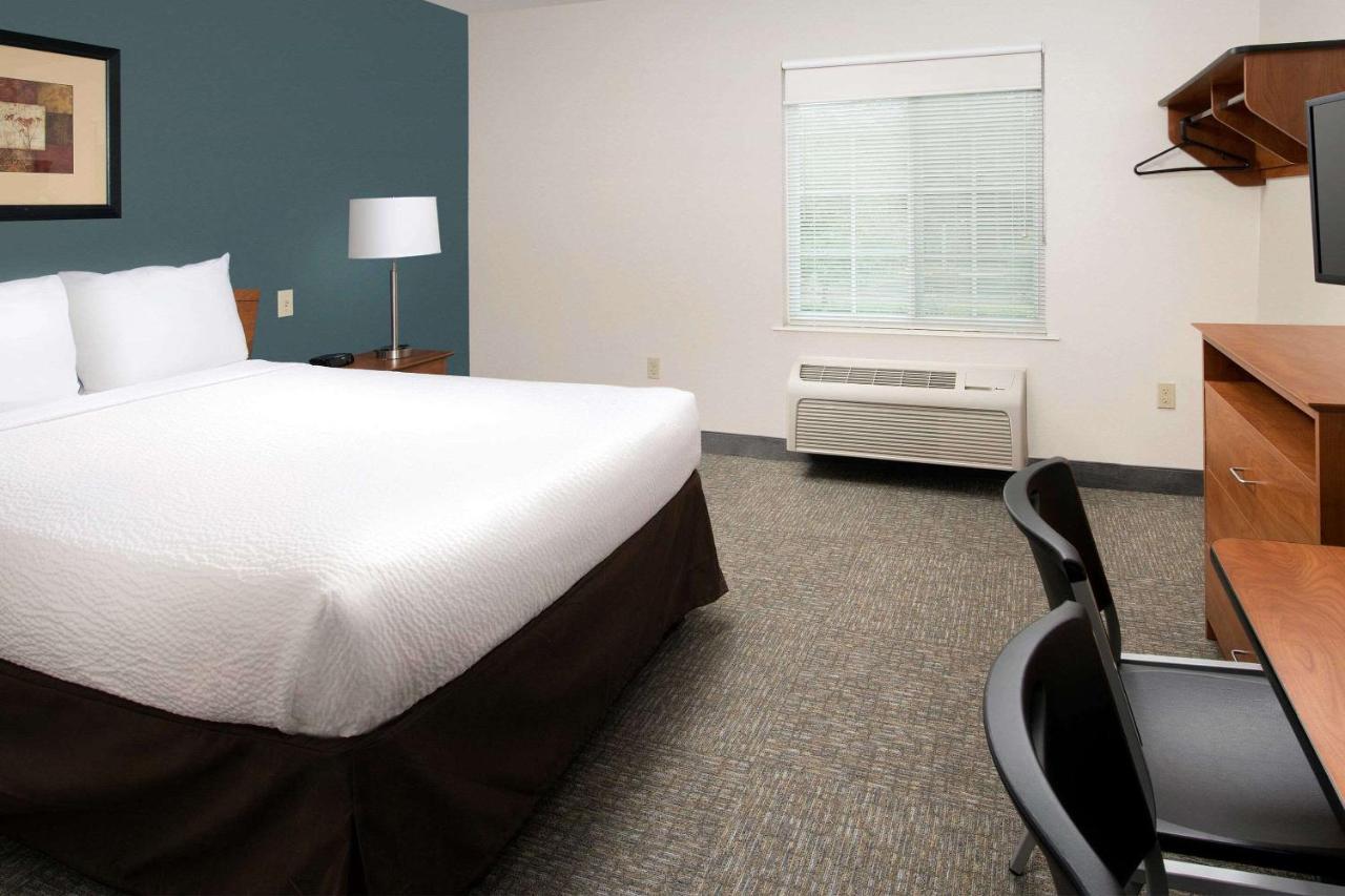 Woodspring Suites Gainesville I-75 Exterior photo